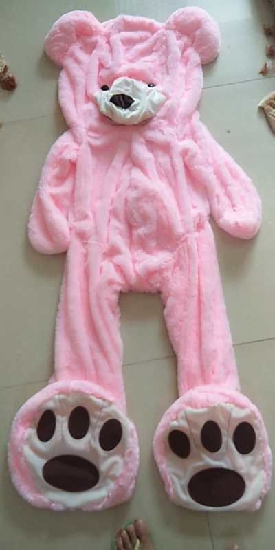 Giant love bear