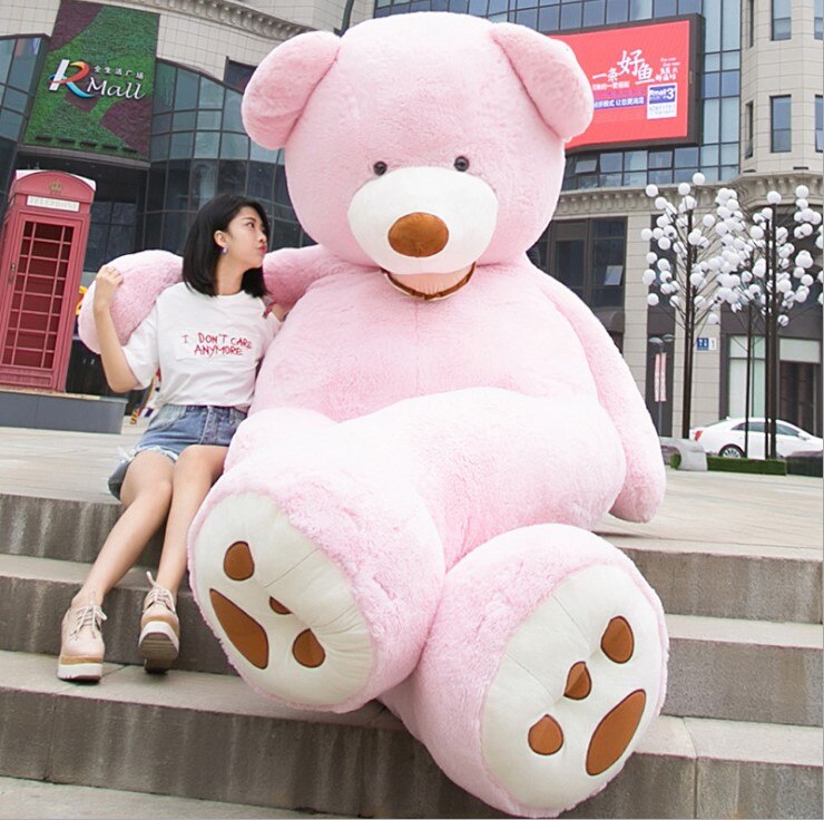 Giant love bear