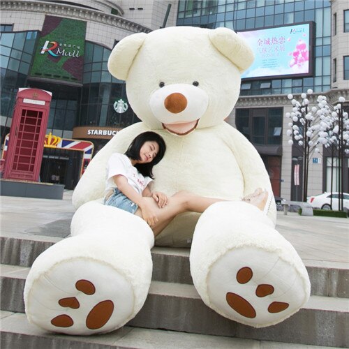Giant love bear