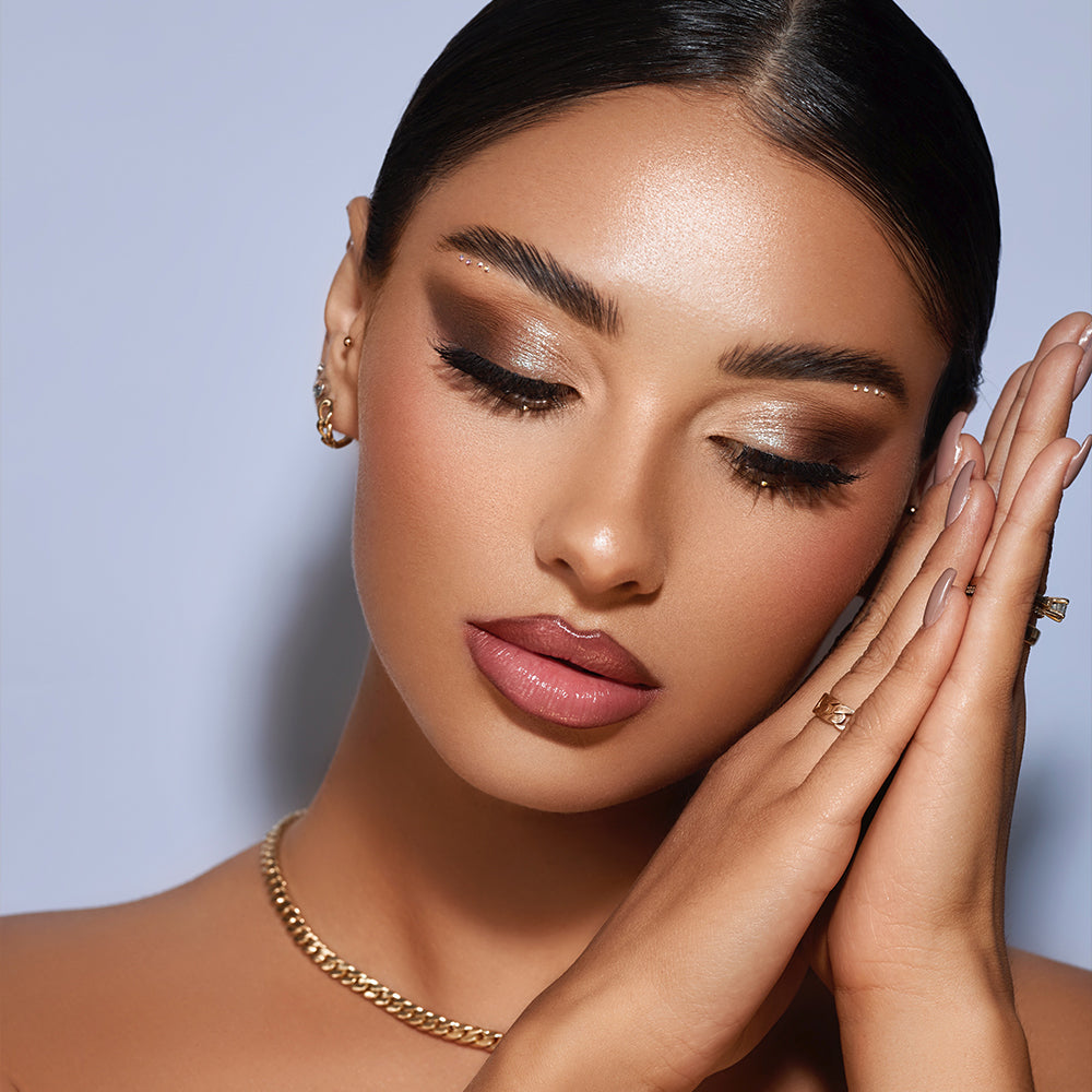 Nude Dream: Effortless Chic Shadows